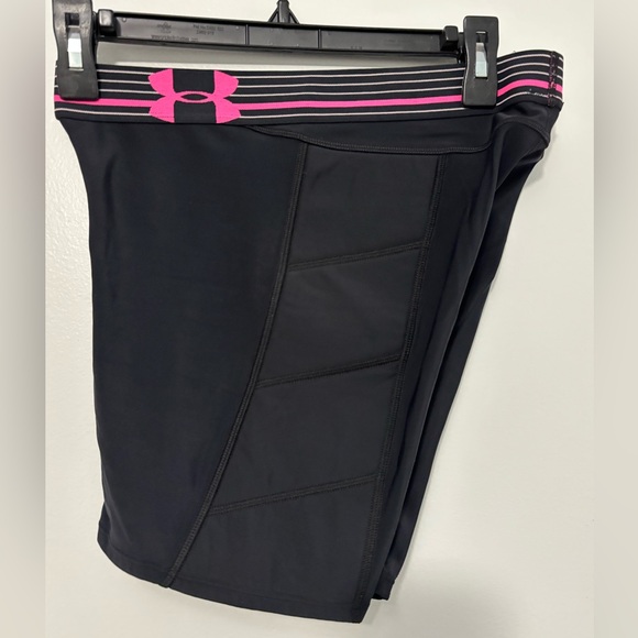 Under Armour women softball sliding shorts medium - Picture 4 of 5